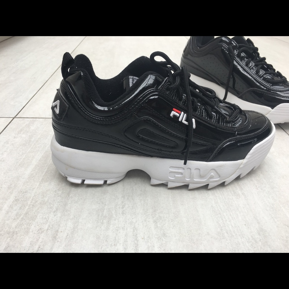 FILA women’s sneakers